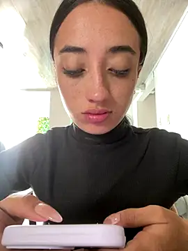 Ady 18 online show from October 2025 05:35:01 PM