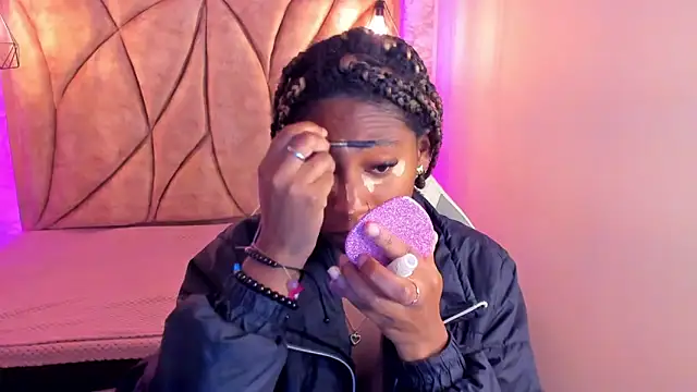 Queen perla  online show from January 2025 12:26:02 PM