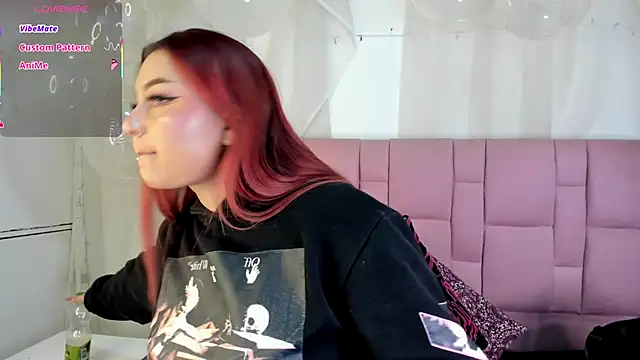 samantha-black online show from October 2025 05:46:01 PM