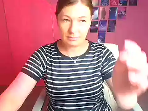 Snapshot of Lissmilf chatting on June 2026 11:37:01 AM Lissmilf online show from June 2026 11:37:01 AM