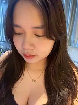 Hotellinh12 online show from September 2025 04:34:02 PM