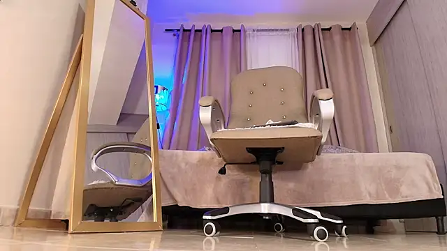 thais dreams online show from February 2025 12:23:02 PM