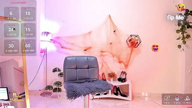 thais dreams online show from November 2025 01:13:02 PM