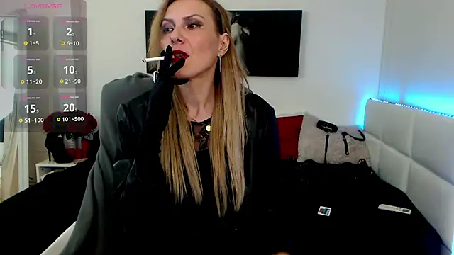 EvelynQueenn online show from January 2025 05:51:01 AM