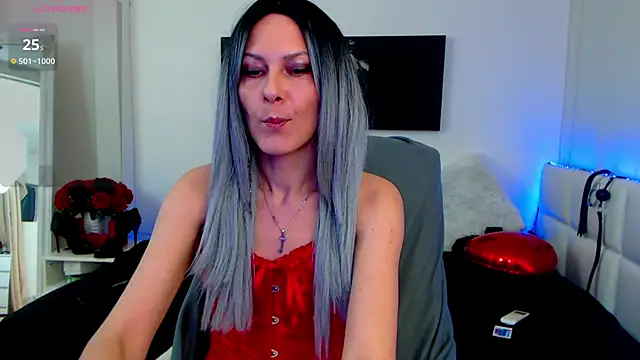 EvelynQueenn online show from February 2025 06:00:01 AM
