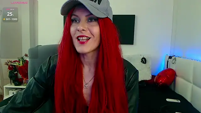 EvelynQueenn online show from March 2025 04:10:01 AM