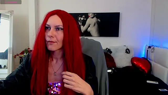 EvelynQueenn online show from March 2025 06:25:02 AM