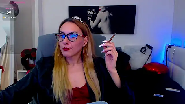 EvelynQueenn online show from March 2025 09:24:02 AM