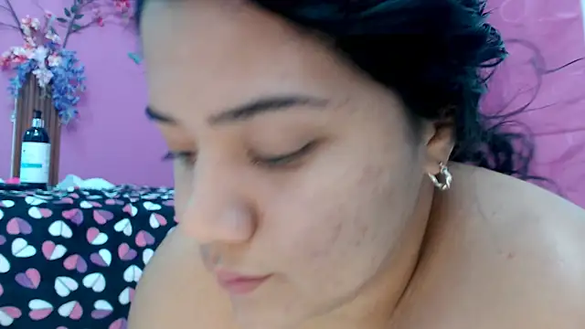 Watagatapitusberry1 online show from February 2025 04:42:01 AM