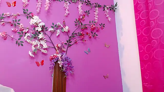 Watagatapitusberry1 online show from February 2025 02:18:01 AM