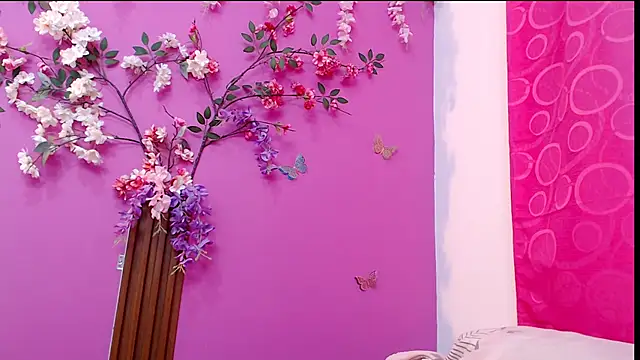 Watagatapitusberry1 online show from March 2025 01:47:02 AM