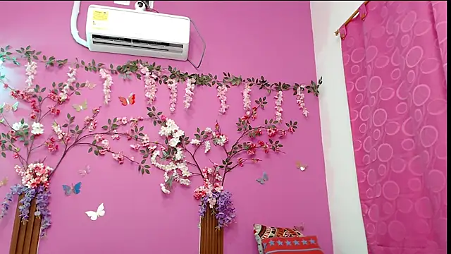 Watagatapitusberry1 online show from March 2025 04:19:01 AM