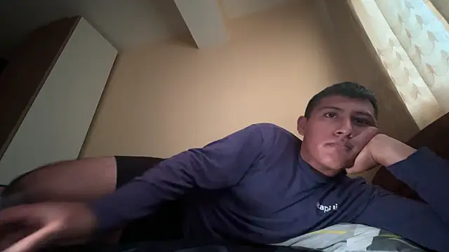 JoshuaTls08 online show from October 2025 12:38:02 PM