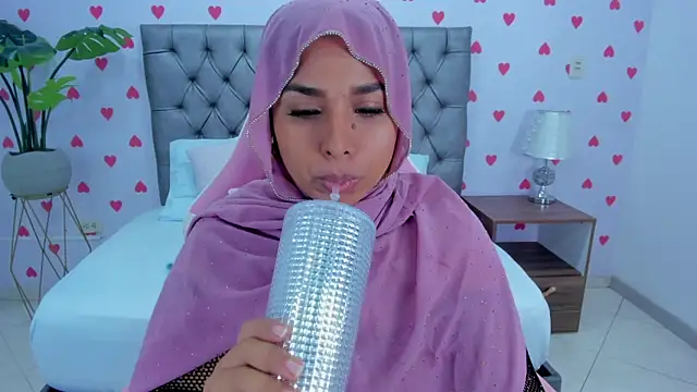 hurrem had online show from March 2025 06:41:01 AM