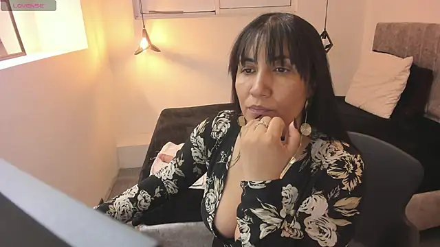 GiaFox  online show from February 2026 09:11:01 PM