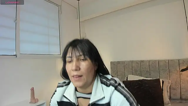 Snapshot of GiaFox_ chatting on April 2026 08:15:01 PM GiaFox online show from April 2026 08:15:01 PM