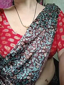 Snapshot of Rosy-B chatting on May 2026 10:50:03 PM Rosy-B online show from May 2026 10:50:03 PM