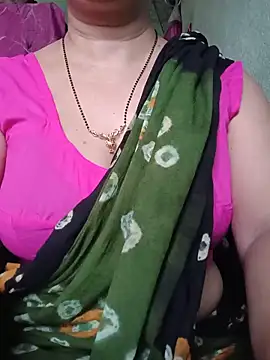 Snapshot of Rosy-B chatting on May 2026 12:07:02 AM Rosy-B online show from May 2026 12:07:02 AM