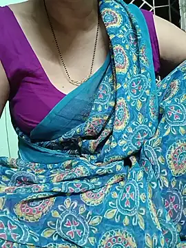 Snapshot of Rosy-B chatting on July 2026 03:25:01 PM Rosy-B online show from July 2026 03:25:01 PM