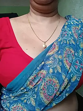 Snapshot of Rosy-B chatting on July 2026 12:14:02 AM Rosy-B online show from July 2026 12:14:02 AM