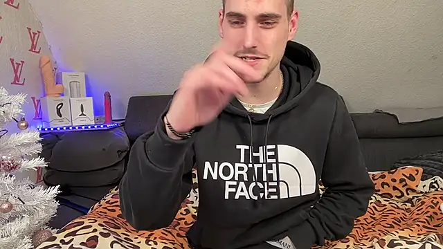 Cookieboy88 online show from November 2025 01:13:01 PM