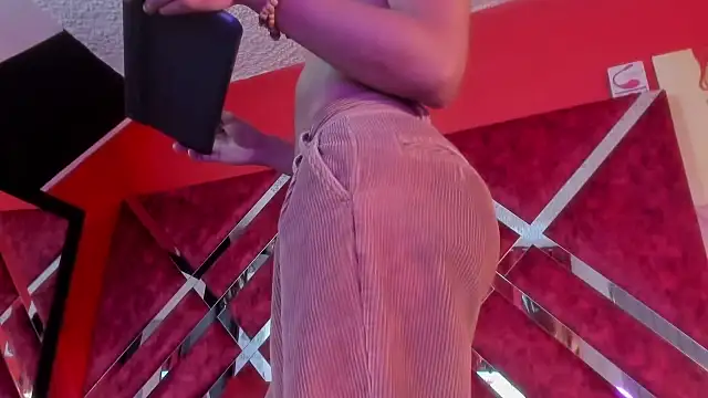 Scarlett Hot5 online show from September 2025 08:34:02 PM