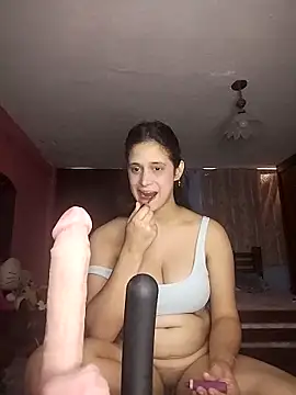 Catalinacandela online show from April 2026 12:57:02 PM