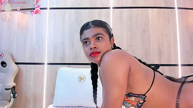 Snapshot of julianna_smith_ chatting on January 2025 02:58:01 AM julianna smith online show from January 2025 02:58:01 AM