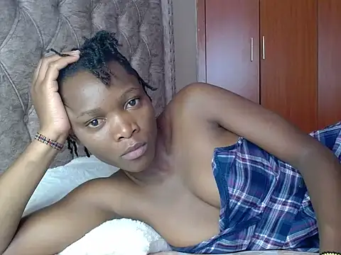 Naughty Girl17 online show from March 2025 09:07:01 AM