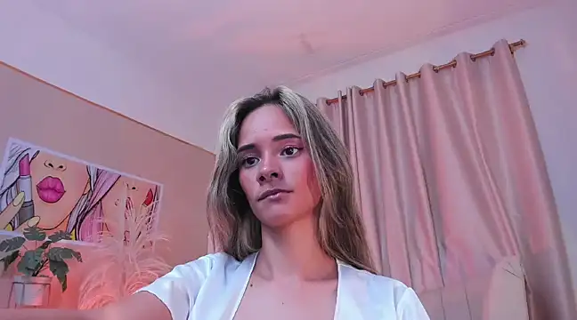 Snapshot of SkiinnyAna chatting on January 2025 02:09:01 AM SkiinnyAna online show from January 2025 02:09:01 AM
