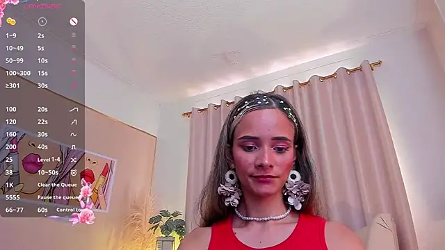 Snapshot of SkiinnyAna chatting on January 2025 07:39:01 PM SkiinnyAna online show from January 2025 07:39:01 PM