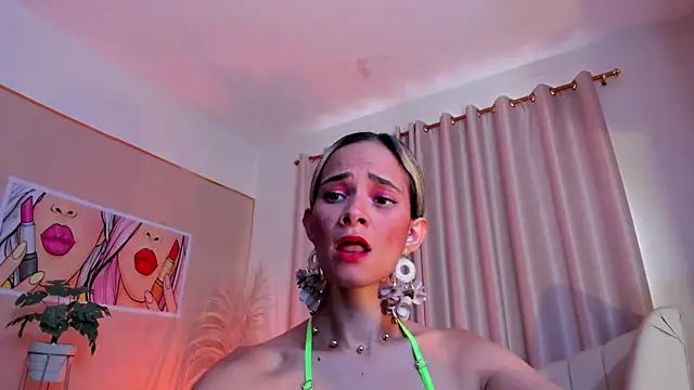 Snapshot of SkiinnyAna chatting on February 2025 07:42:01 PM SkiinnyAna online show from February 2025 07:42:01 PM