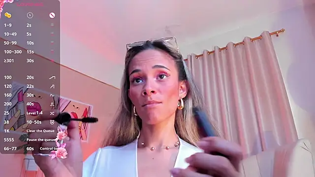 Snapshot of SkiinnyAna chatting on February 2025 07:38:02 PM SkiinnyAna online show from February 2025 07:38:02 PM