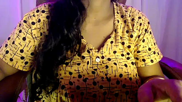 Snapshot of Prita07 chatting on September 2025 01:22:02 PM Prita07 online show from September 2025 01:22:02 PM