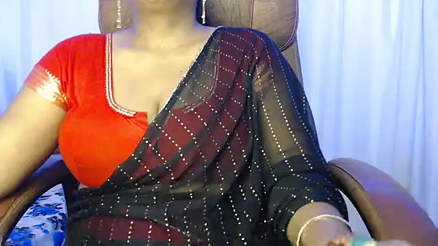 Snapshot of Prita07 chatting on October 2025 11:33:02 AM Prita07 online show from October 2025 11:33:02 AM