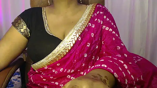 Snapshot of Prita07 chatting on November 2025 11:20:01 AM Prita07 online show from November 2025 11:20:01 AM