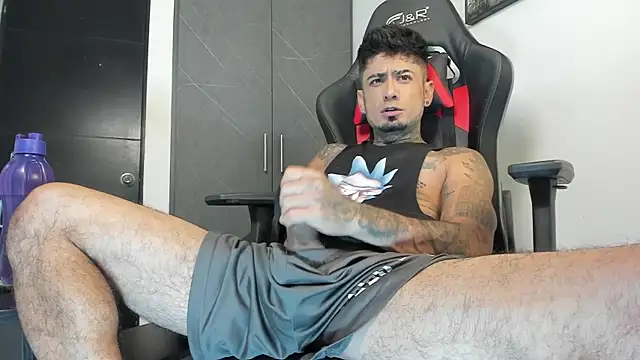 Snapshot of sergiio_mesa27 chatting on October 2025 01:58:02 AM sergiio mesa27 online show from October 2025 01:58:02 AM