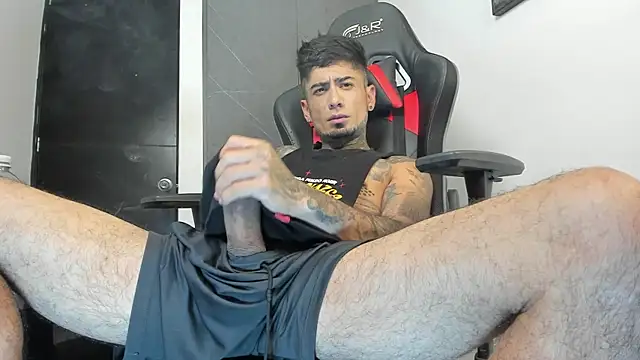 Snapshot of sergiio_mesa27 chatting on October 2025 12:38:02 AM sergiio mesa27 online show from October 2025 12:38:02 AM