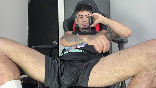 Snapshot of sergiio_mesa27 chatting on October 2025 11:36:01 AM sergiio mesa27 online show from October 2025 11:36:01 AM