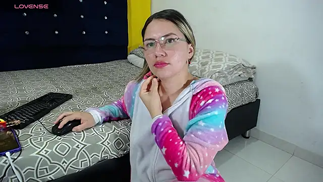 Snapshot of melpark chatting on March 2025 03:36:02 AM melpark online show from March 2025 03:36:02 AM