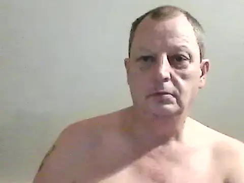 Snapshot of chubbybear2cum chatting on December 2024 12:05:02 PM chubbybear2cum online show from December 2024 12:05:02 PM