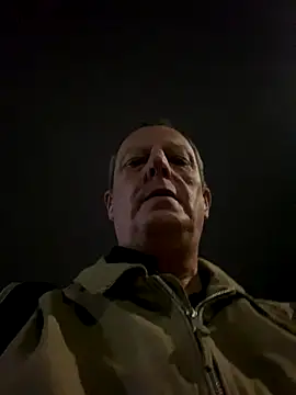 Snapshot of chubbybear2cum chatting on October 2025 12:22:01 AM chubbybear2cum online show from October 2025 12:22:01 AM