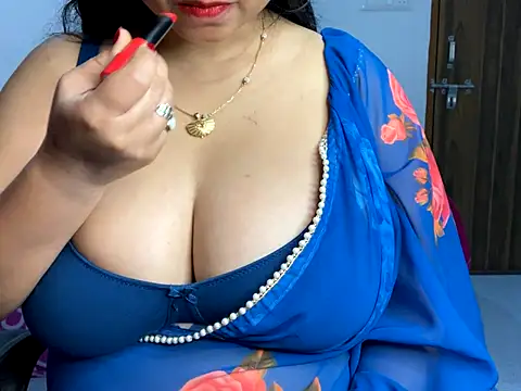 Aishwarya 101  online show from December 2025 07:30:02 PM