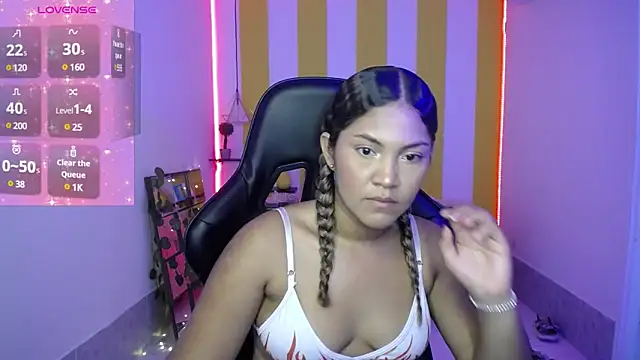 Cristal War online show from December 2024 11:28:02 PM