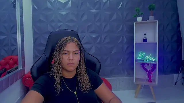 Cristal War online show from January 2026 12:03:02 AM