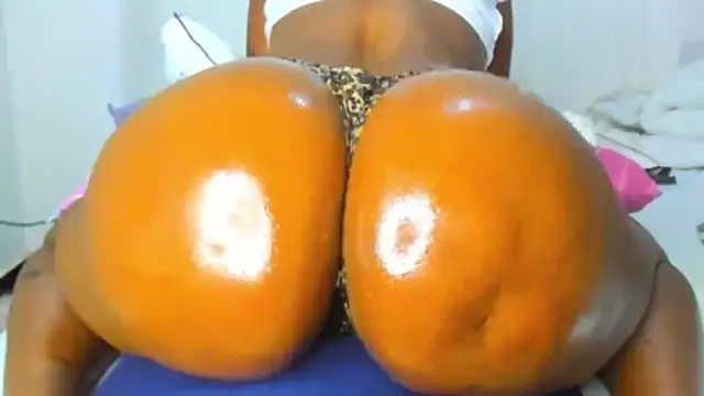 Natasha Spencer online show from March 2026 04:47:01 AM