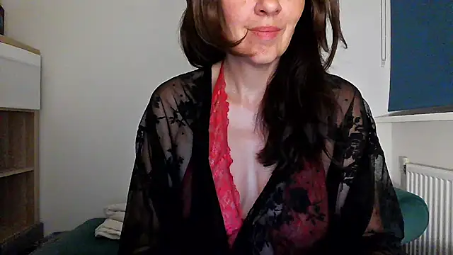 Snapshot of Ella_Next_Door chatting on July 2026 09:54:01 PM Ella Next Door online show from July 2026 09:54:01 PM