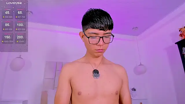 CodyTwink online show from June 2026 03:03:02 PM
