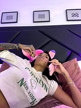 DeuxGold online show from November 2025 02:54:02 AM