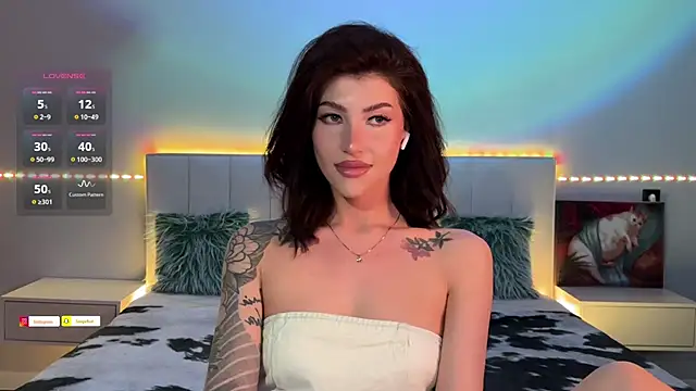 ellie miu online show from April 2026 05:50:02 PM